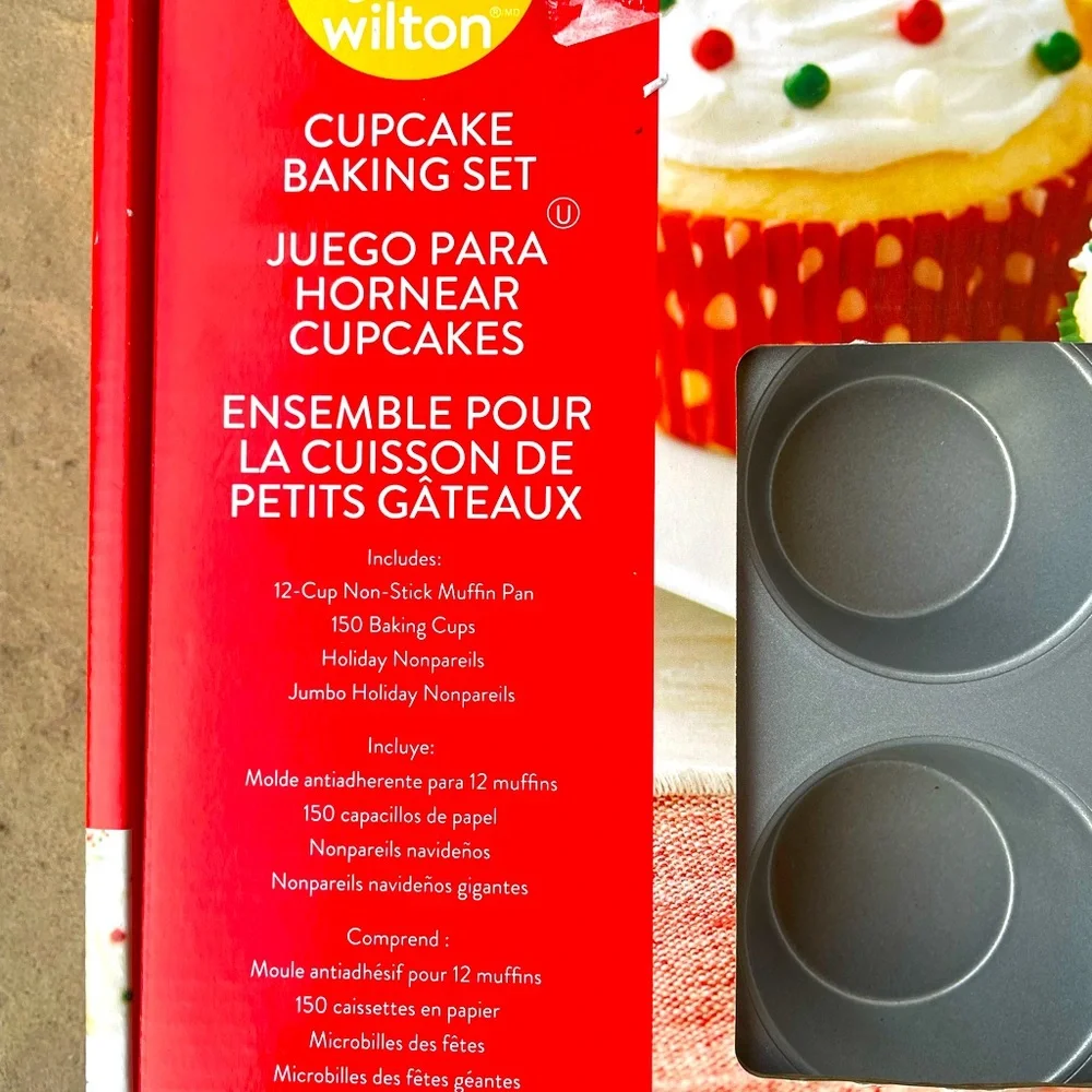 Wilton, Cupcake Baking Set